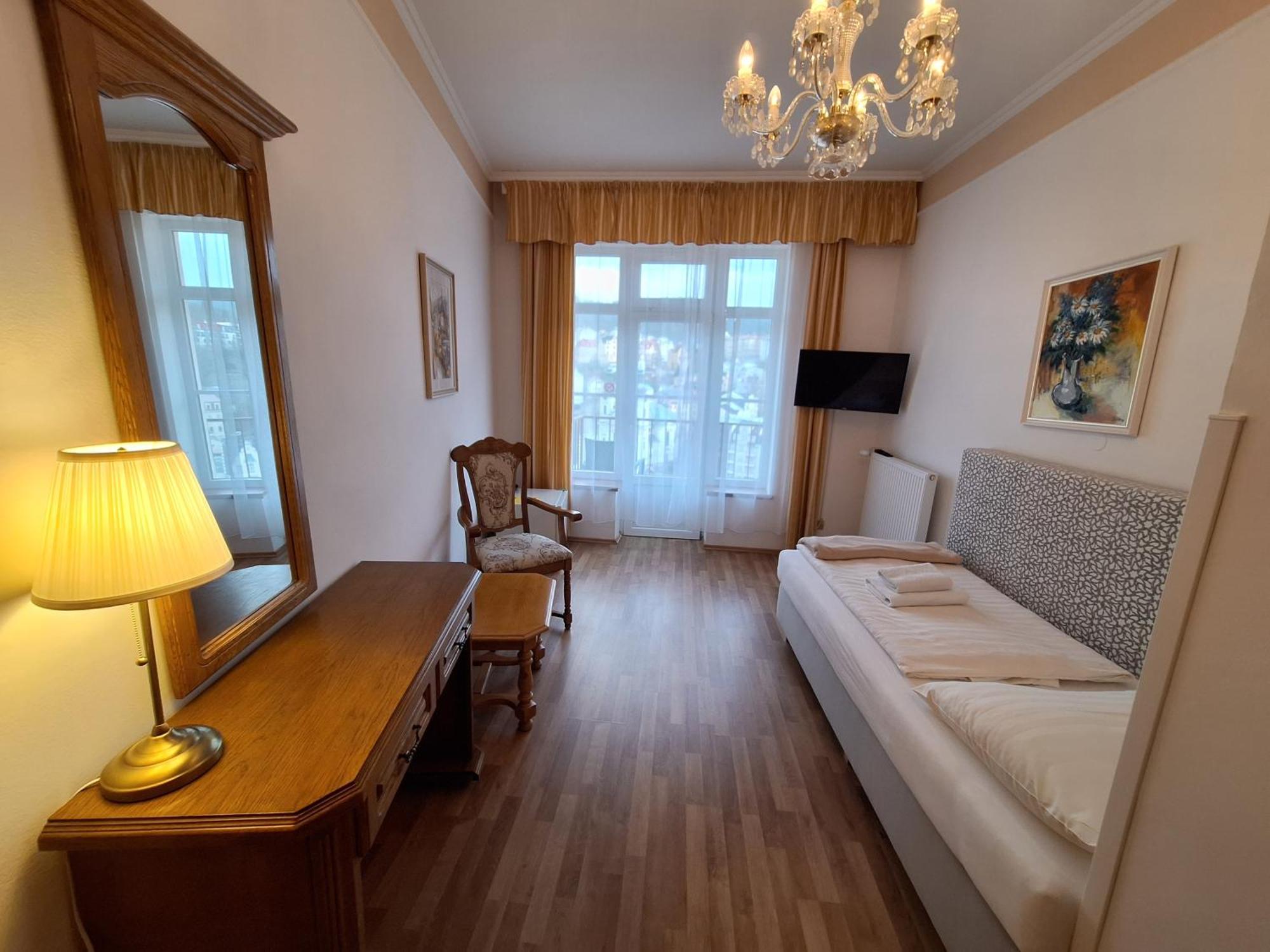 LD Morava Hotel Karlsbad Eksteriør billede